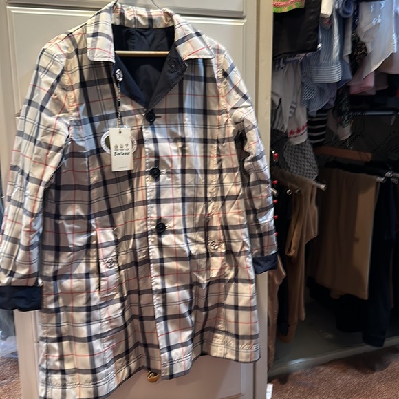 NWT Barbour Reversible Derby Navy Summer Rain Coat. US Size 10-12 - Picture 2 of 4